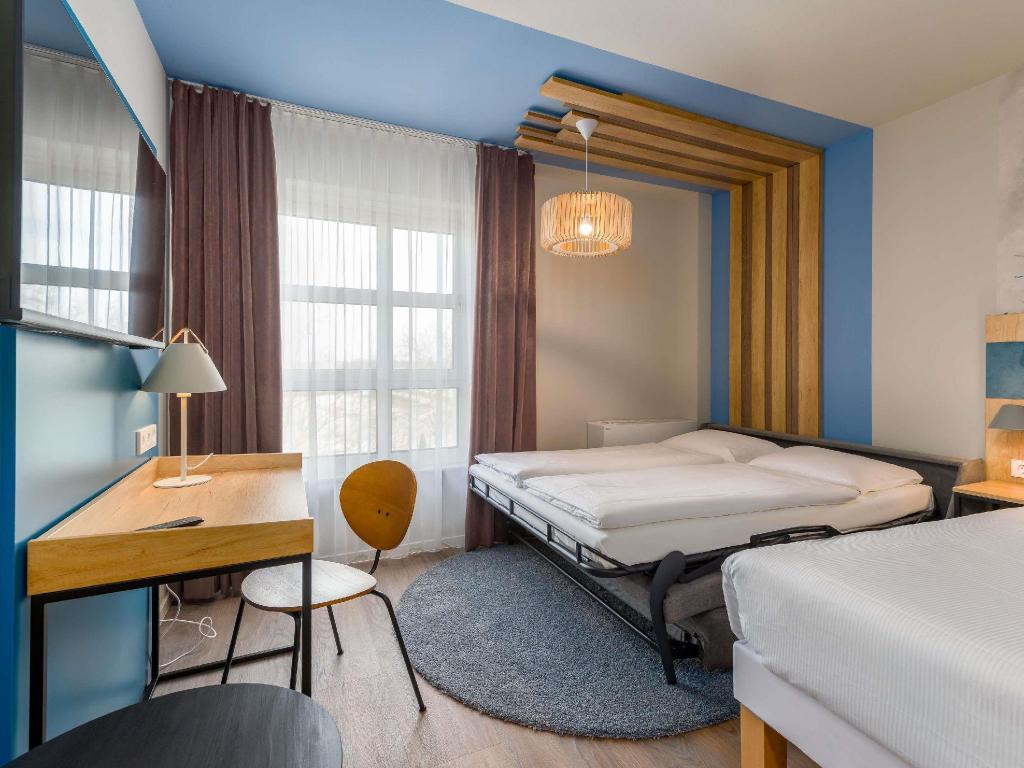 Family, Bunk Bed, Sofa, ibis Styles Regensburg 5/10