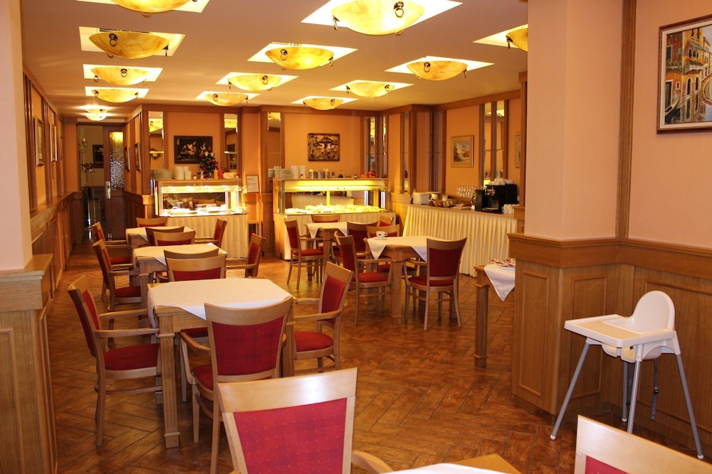 Hotel Askania 42/51