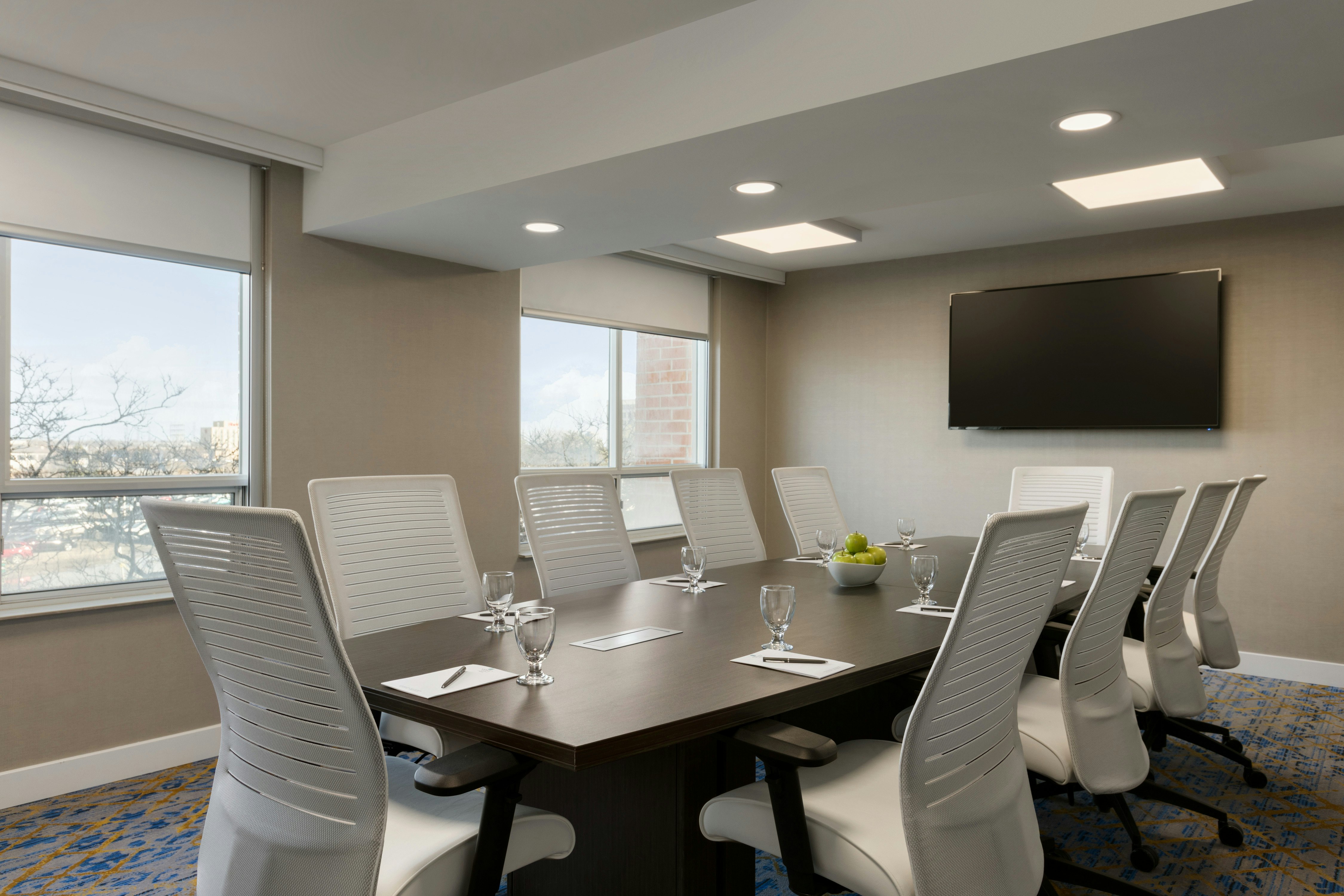 Embassy Suites By Hilton Toronto Airport 45/55