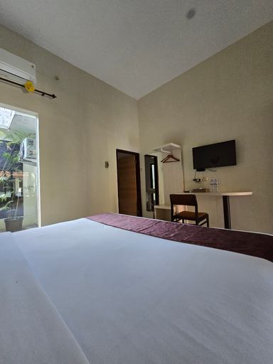 Hotel Ikhtiar Surya 3/11