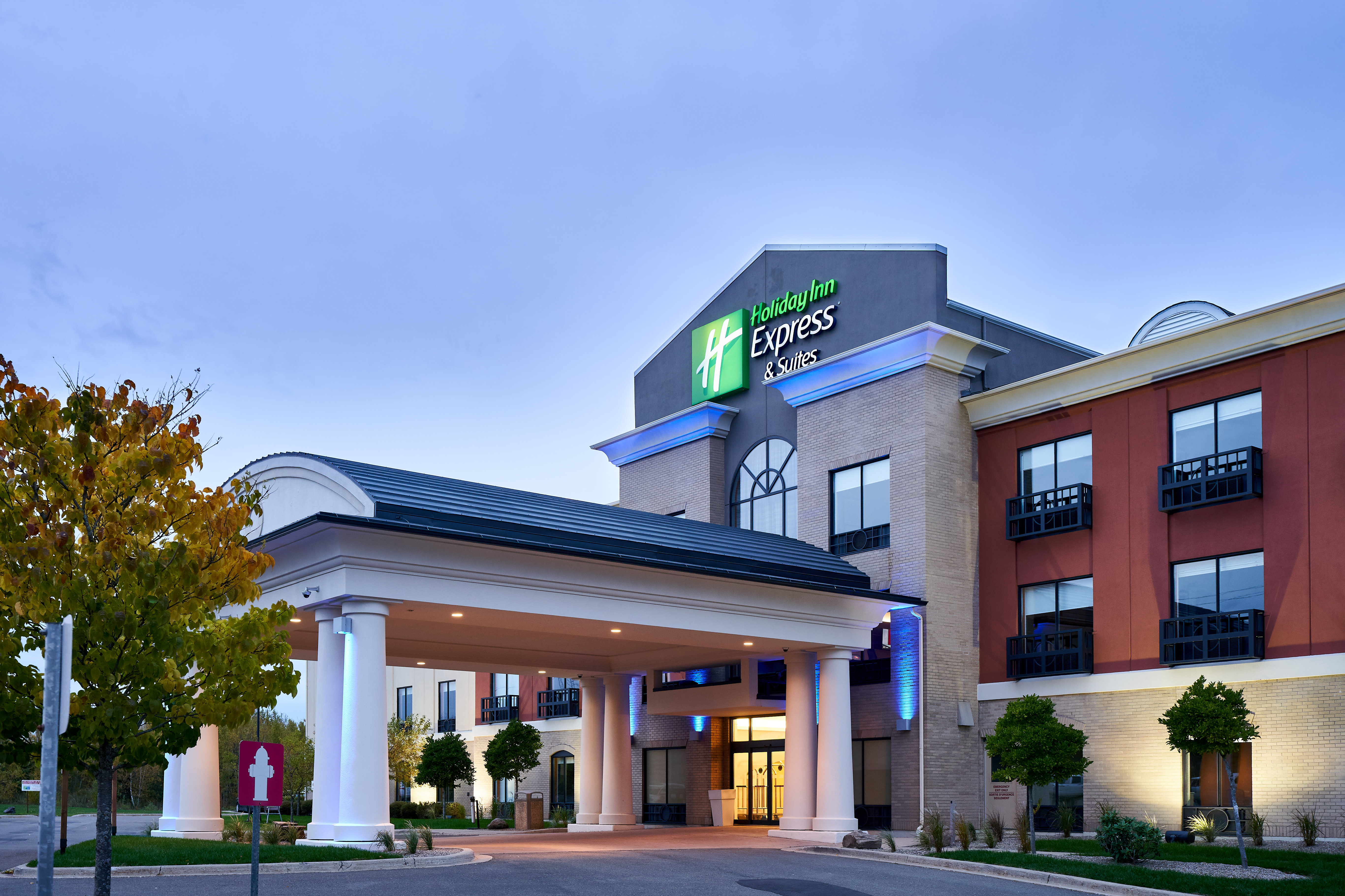Holiday Inn Express Suites Dieppe Airport 4/63