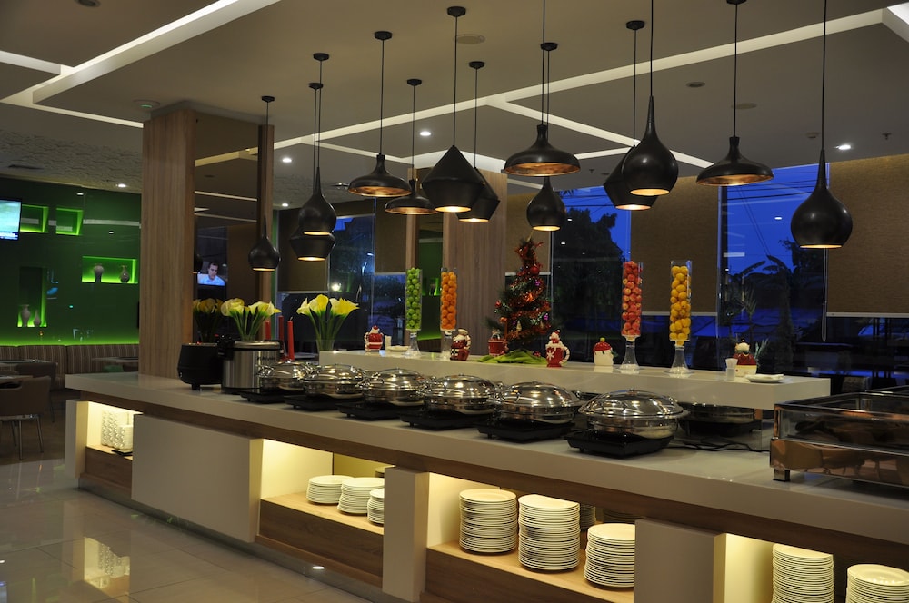 Sala View Hotel 56/59
