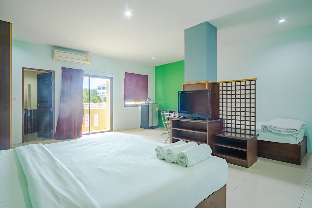 Aj Residence 11/66