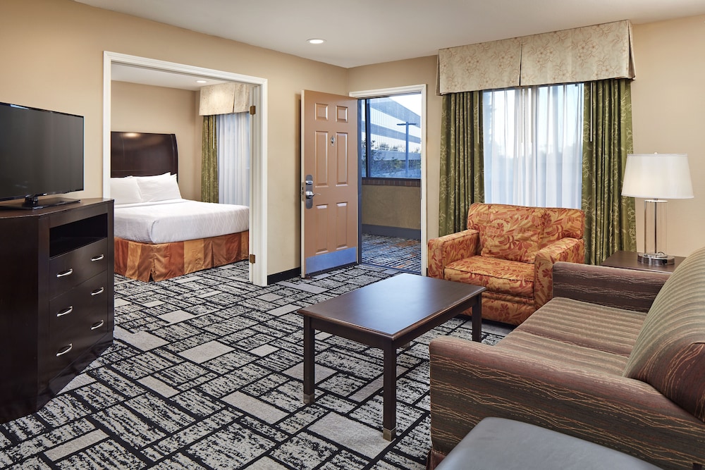 Best Western Plus Meridian Inn & Suites, Anaheim-Orange 19/31