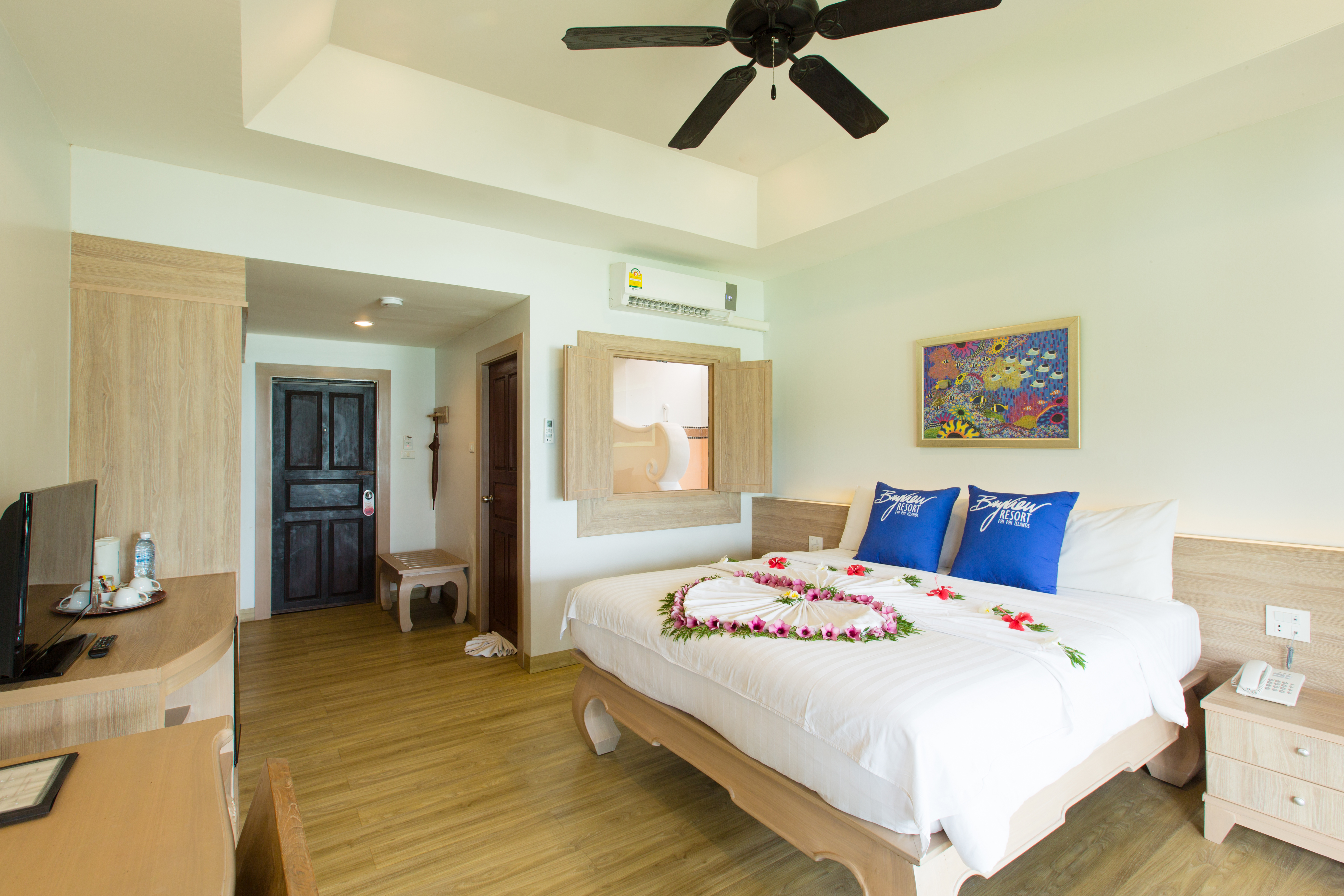 Phi Phi Bayview Premier Resort 5/29