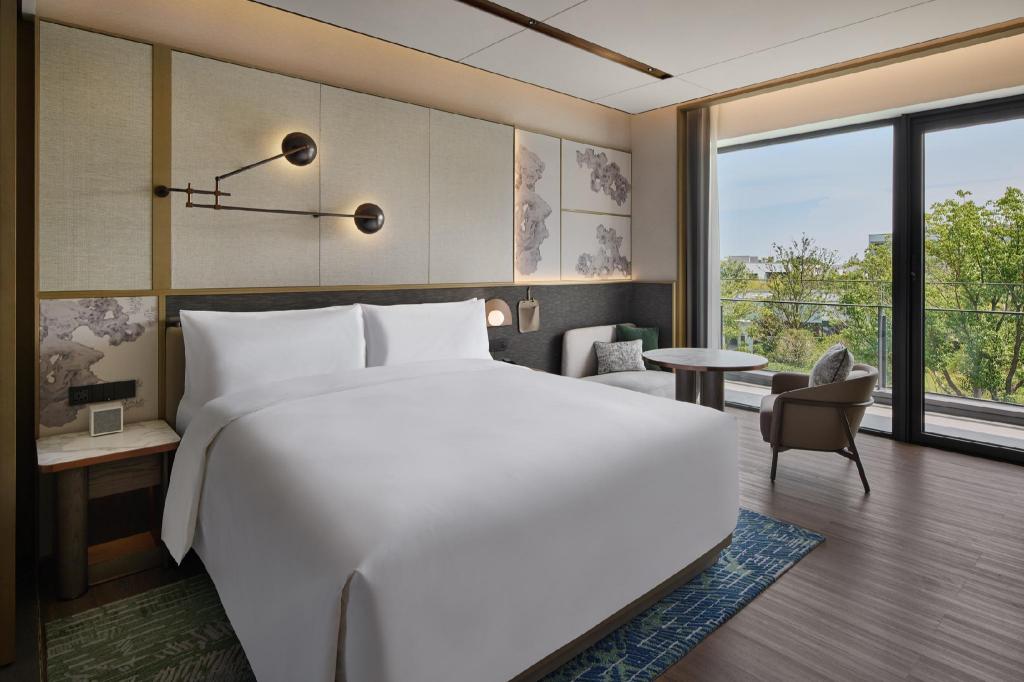 Family Suite, Courtyard, Suite, King Bed, Single Bed, Tatami