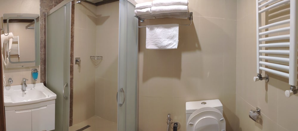 Maajid Hotel 49/50