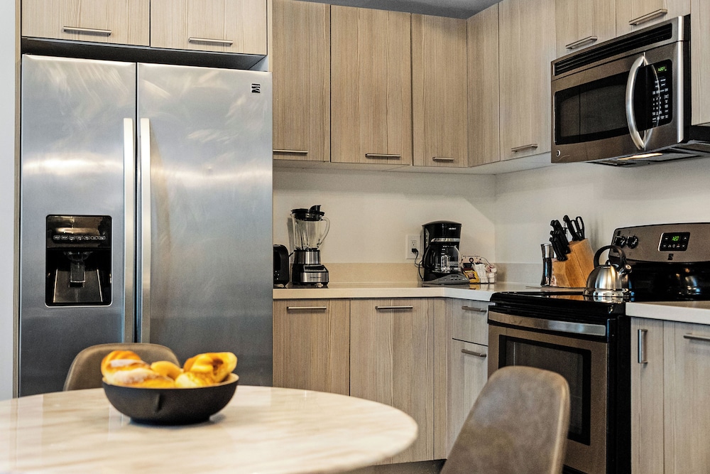 Roami at Habitat Brickell 43/50
