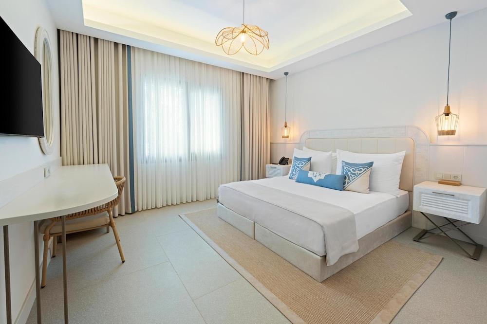 1 Bedroom, Deluxe, Double or Twin Bed, Garden View