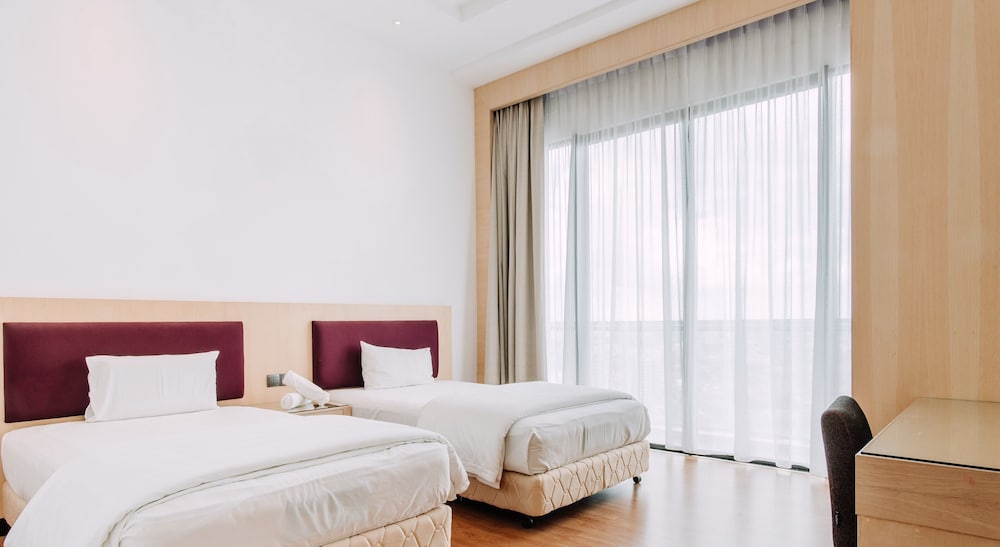 Imperial Suites Serviced Apartment 16/50