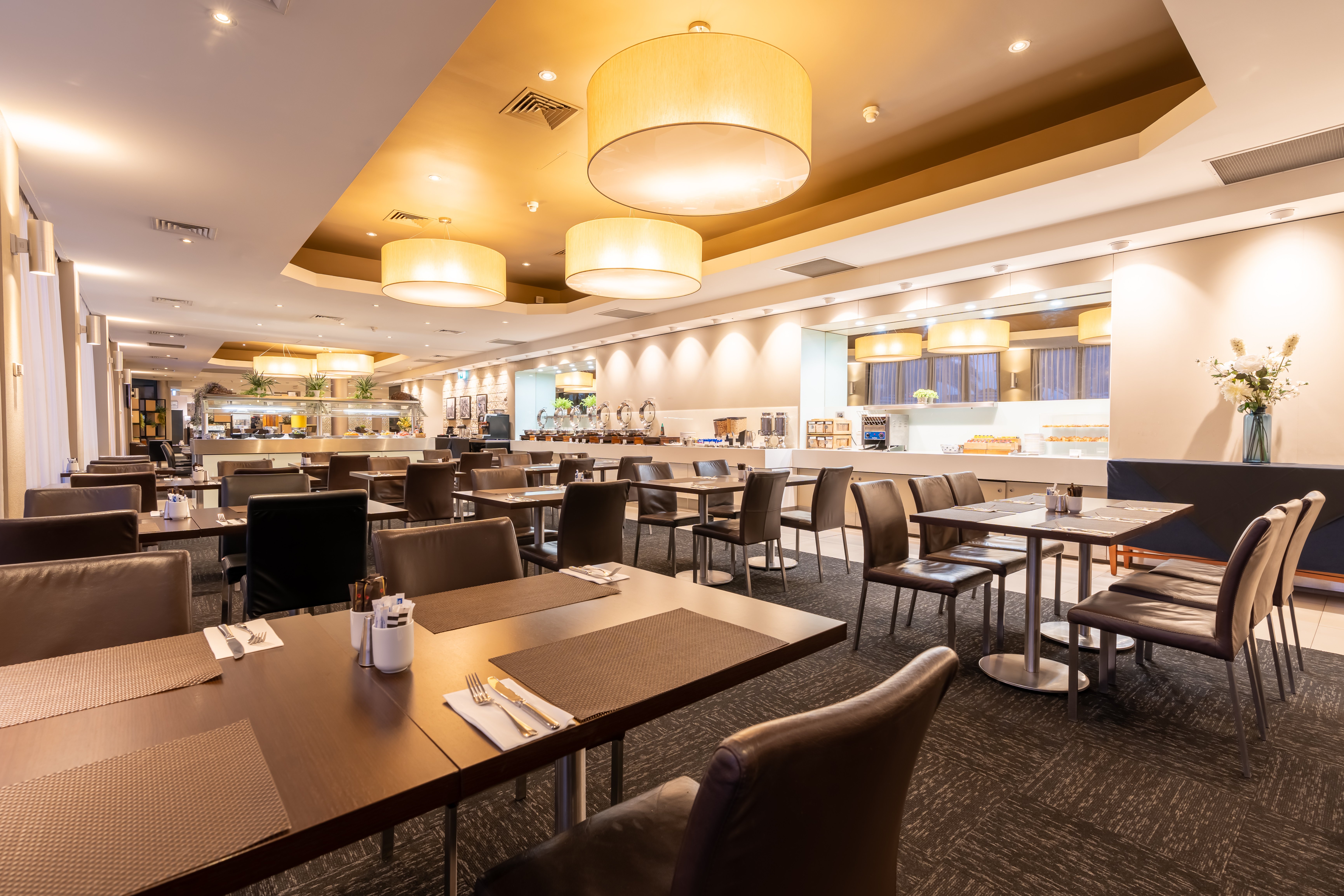 Holiday Inn Parramatta 54/76