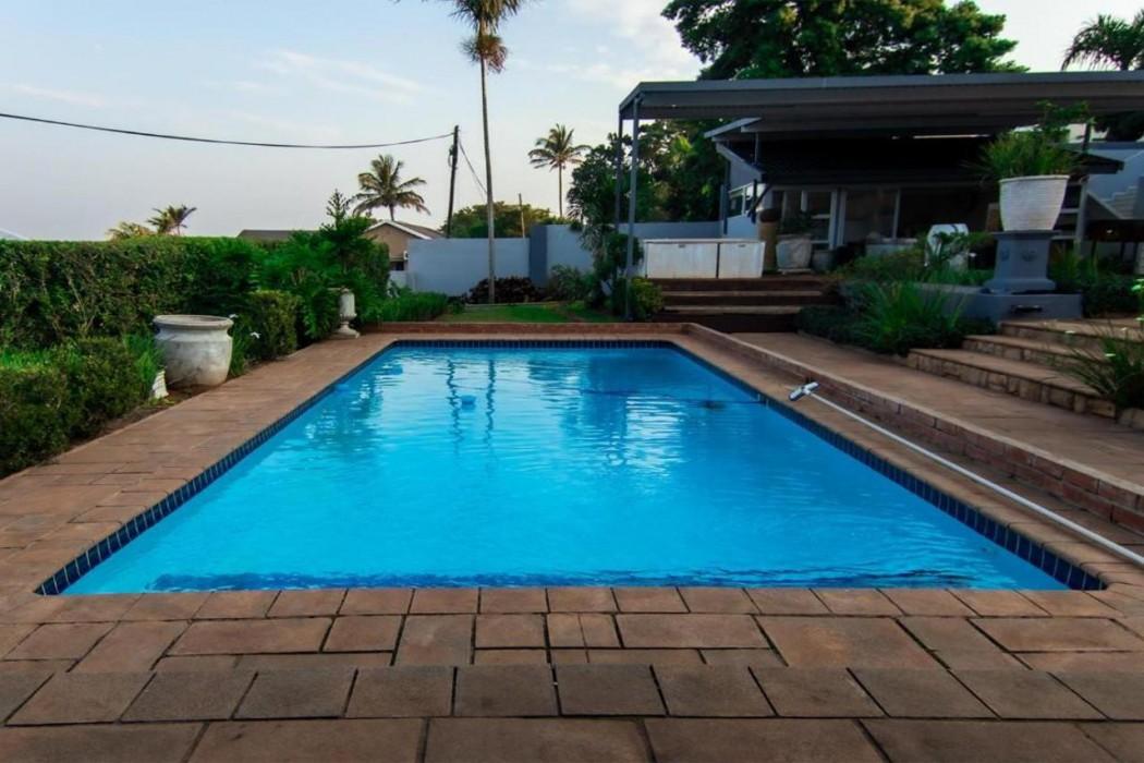 Royal Guesthouse 23/24