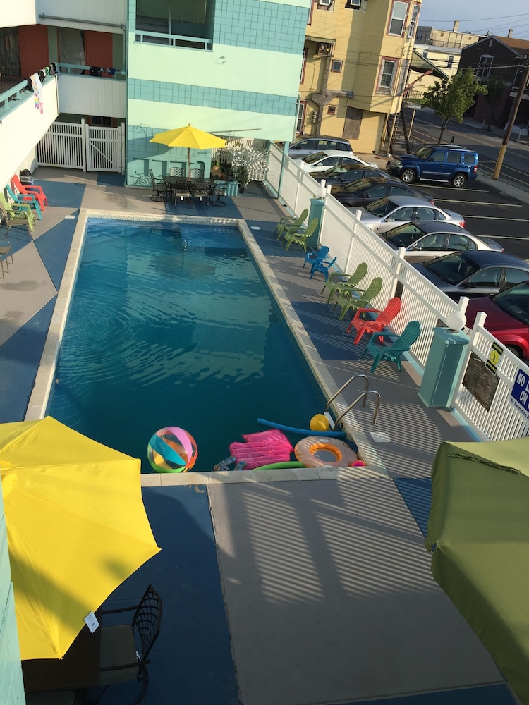 Beachside Resort Wildwood 43/50