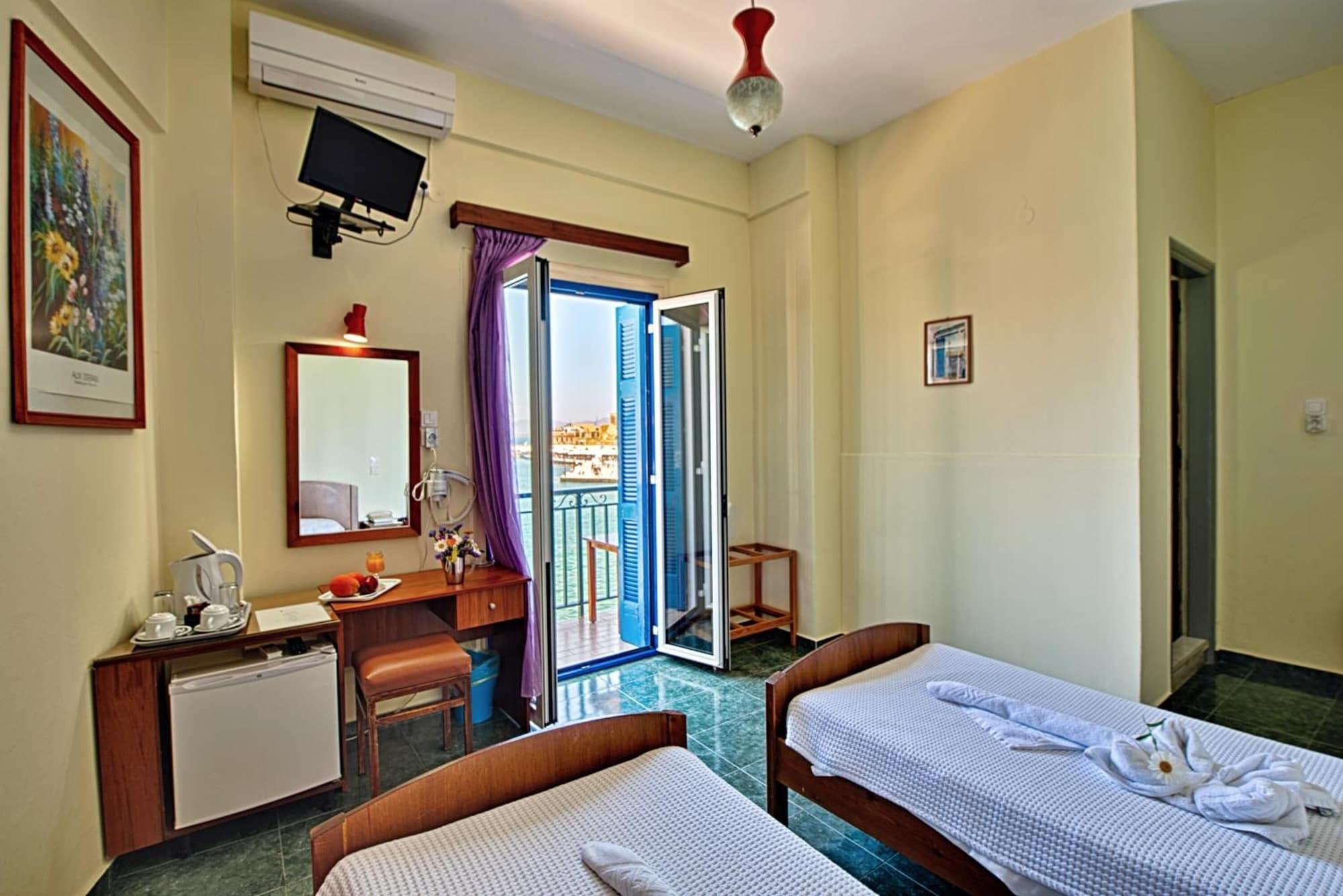 Lucia Hotel 11/47