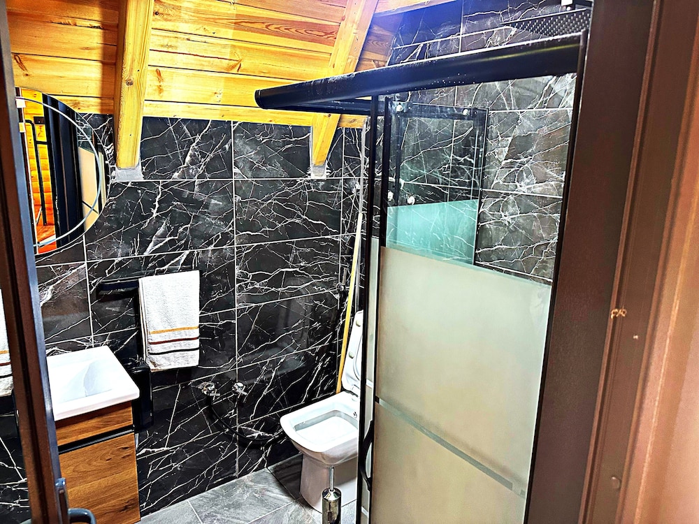 Tabiat Bungalows 36/50