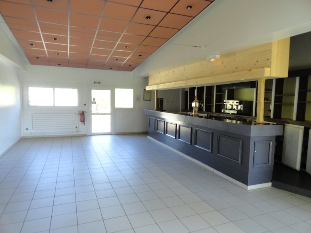 Lobby at OLYDEA le Domaine du Lambon, Prailles-la-Couarde