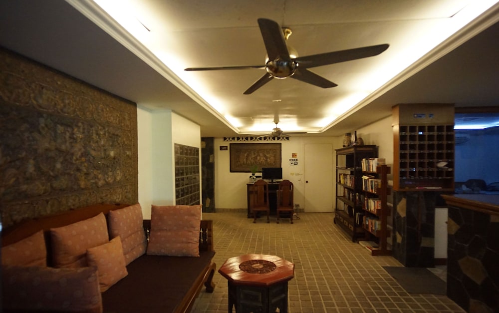 Bougainvillea Terrace House 12/37