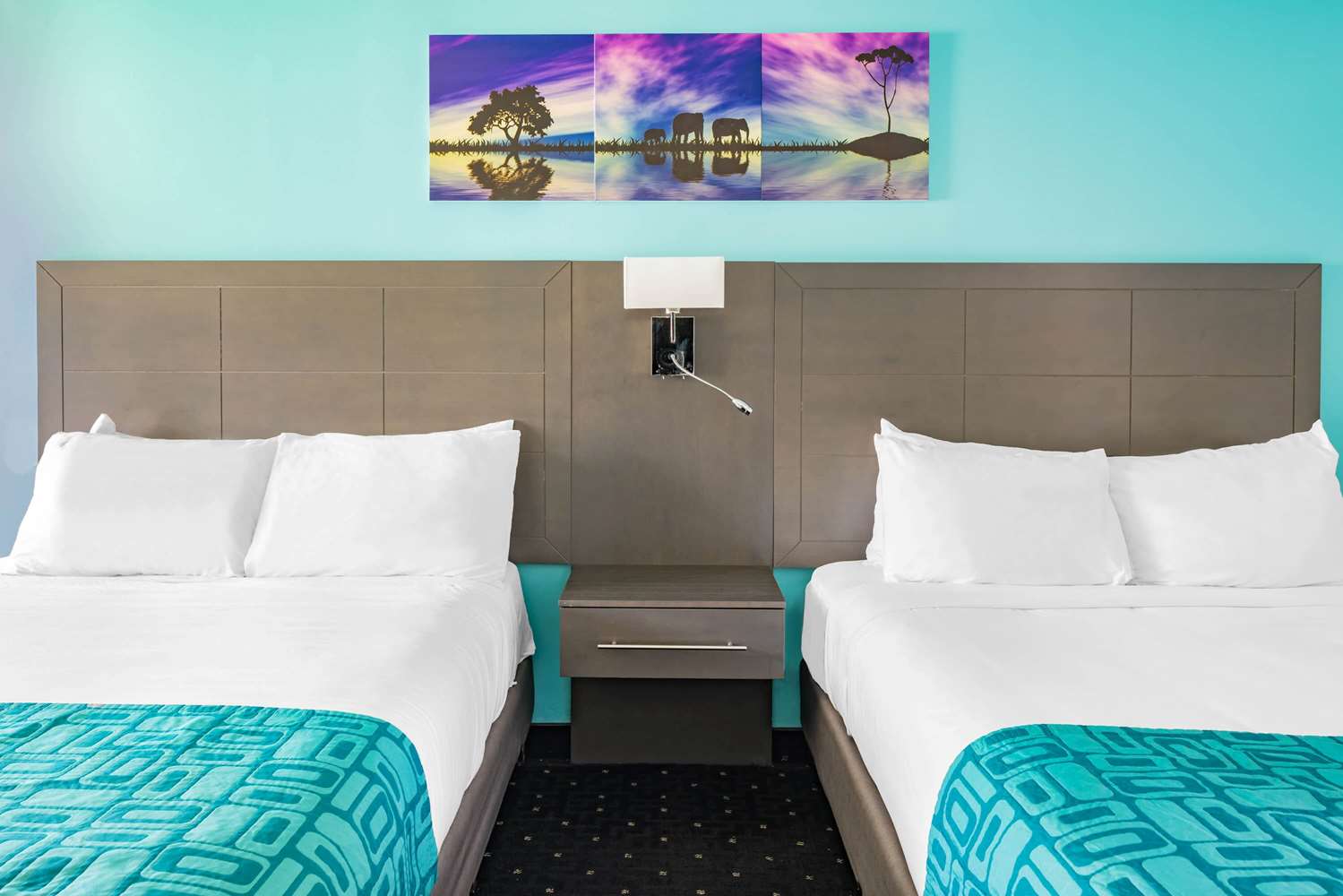 Howard Johnson by Wyndham Gananoque 14/30