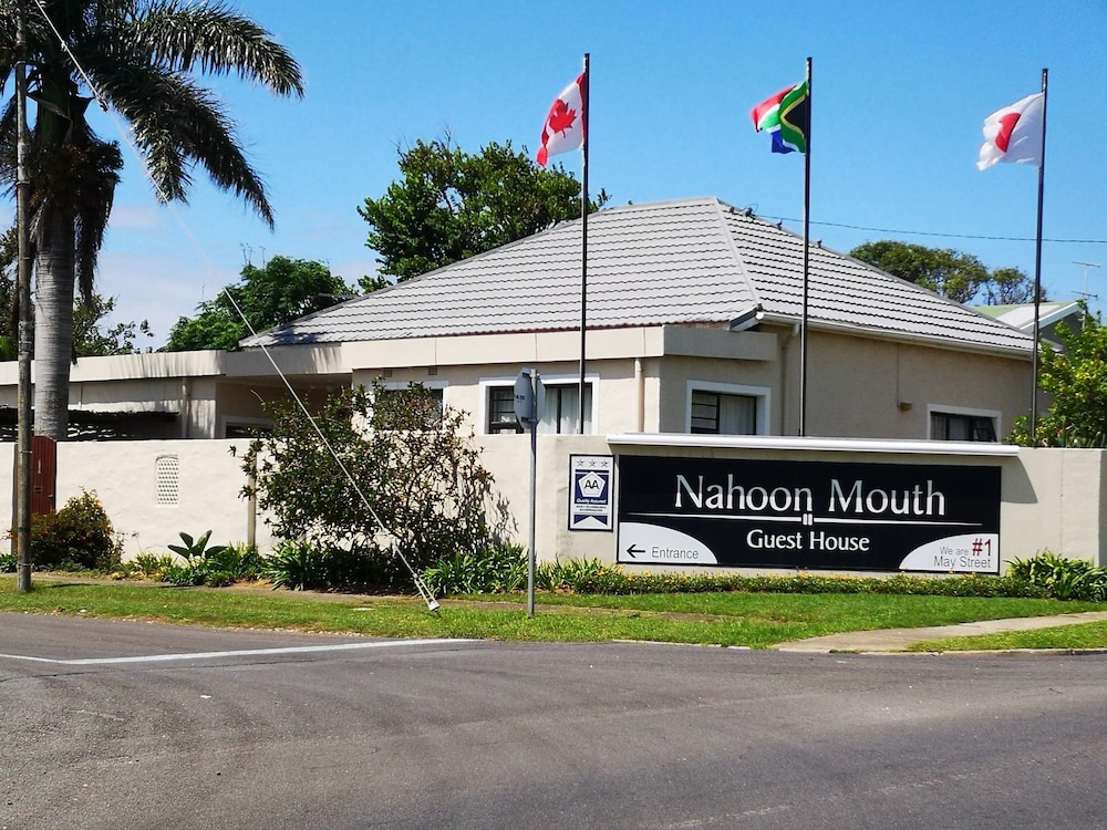 Nahoon Mouth Guest House 15/17