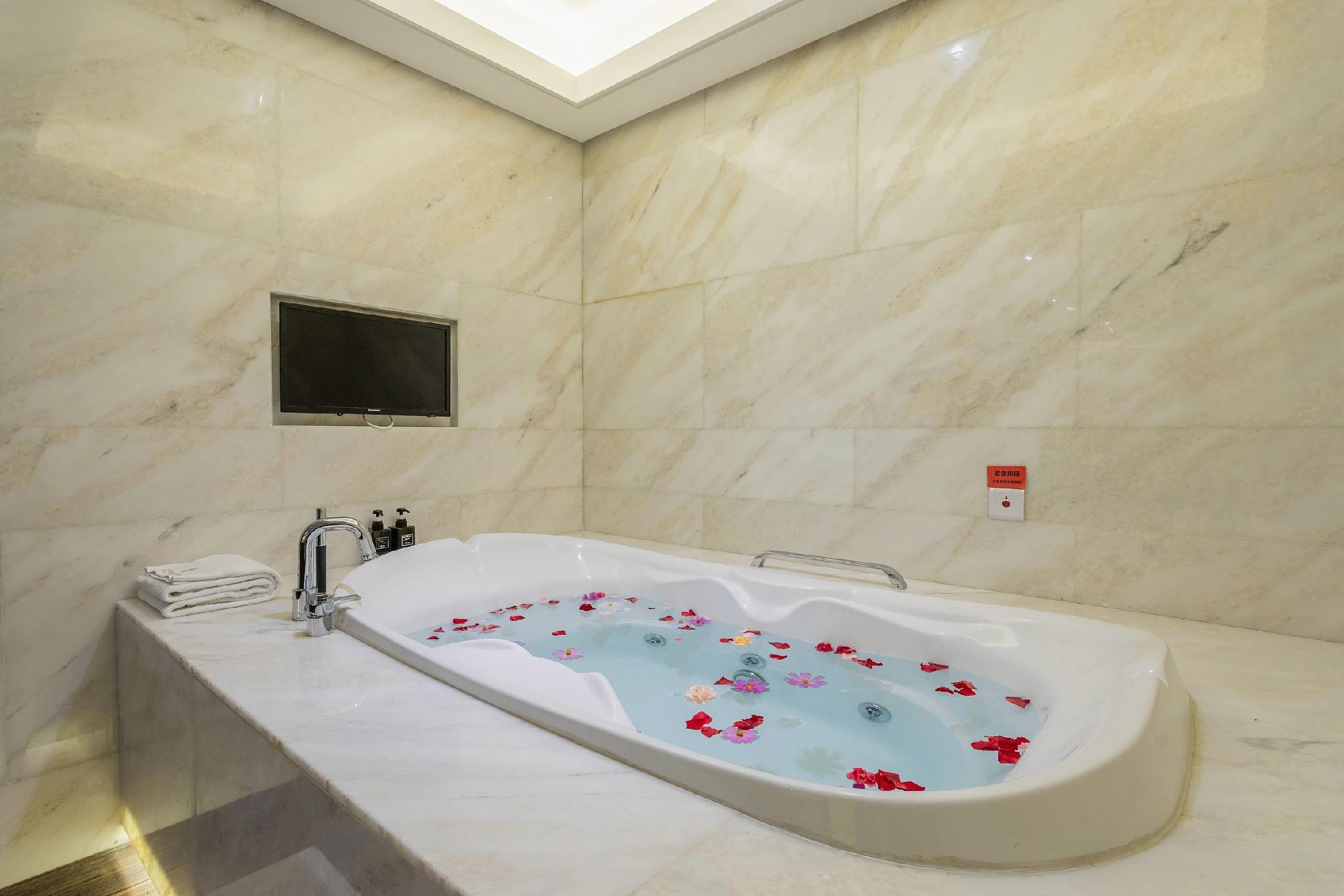 Rising Hot Spring Resort Kunming 15/27