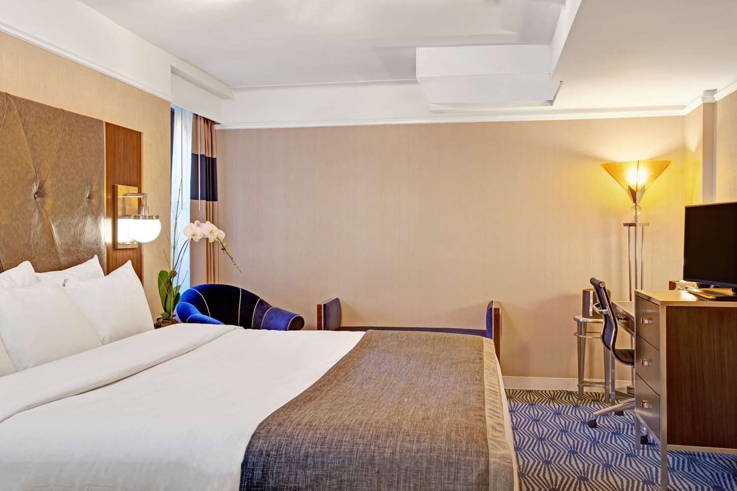 The New Yorker Hotel by Lotte Hotels 17/50