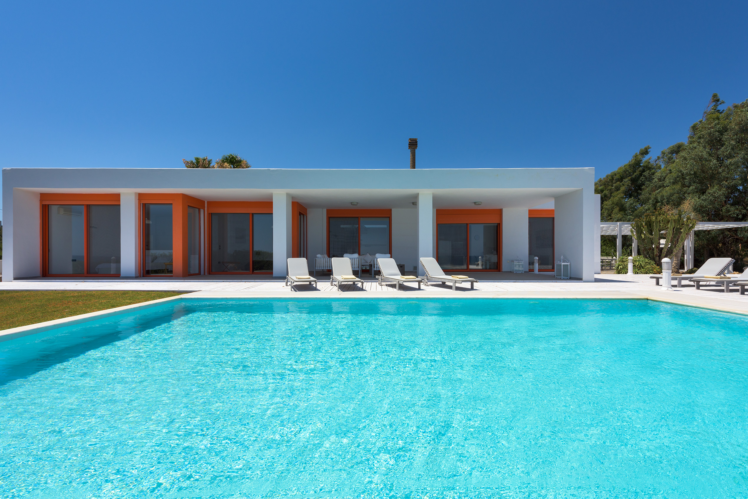 VILLA SEVEN 48/52