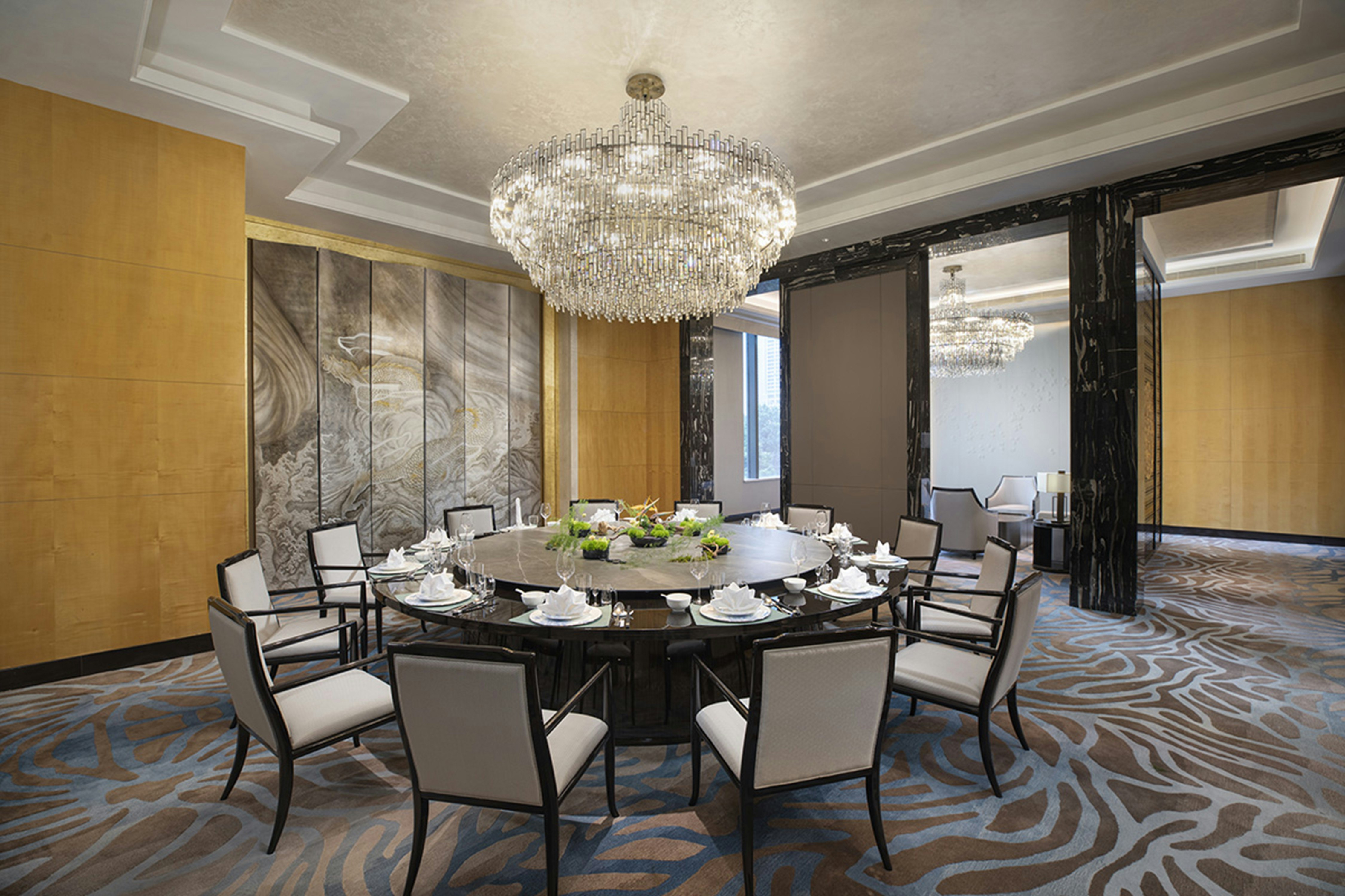 Hilton Nanjing 95/98