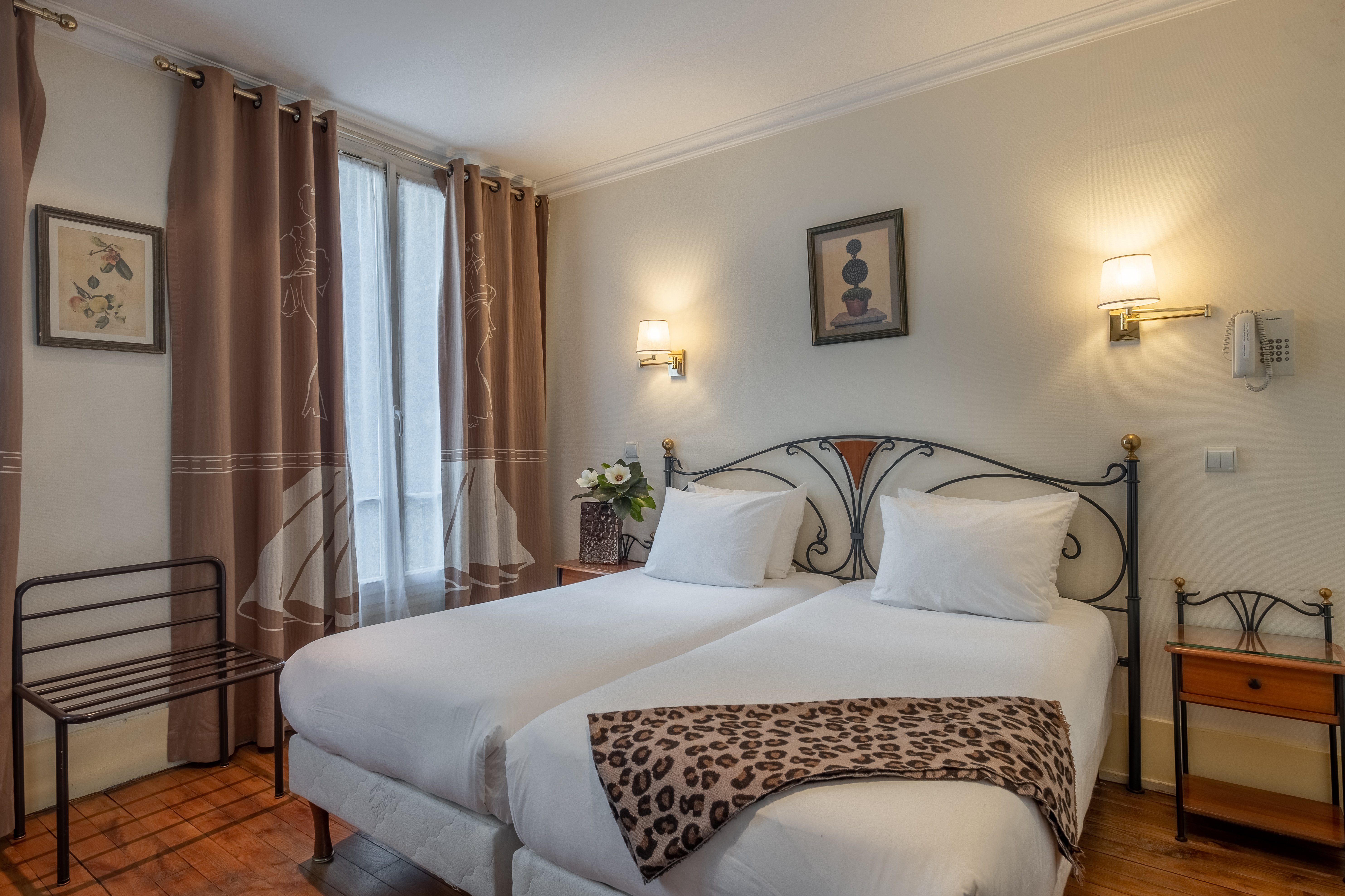 Hotel London Paris 19/50