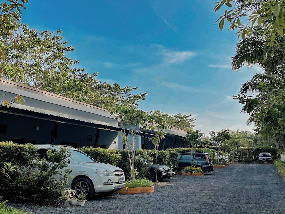 Golden Palm Resort 42/53