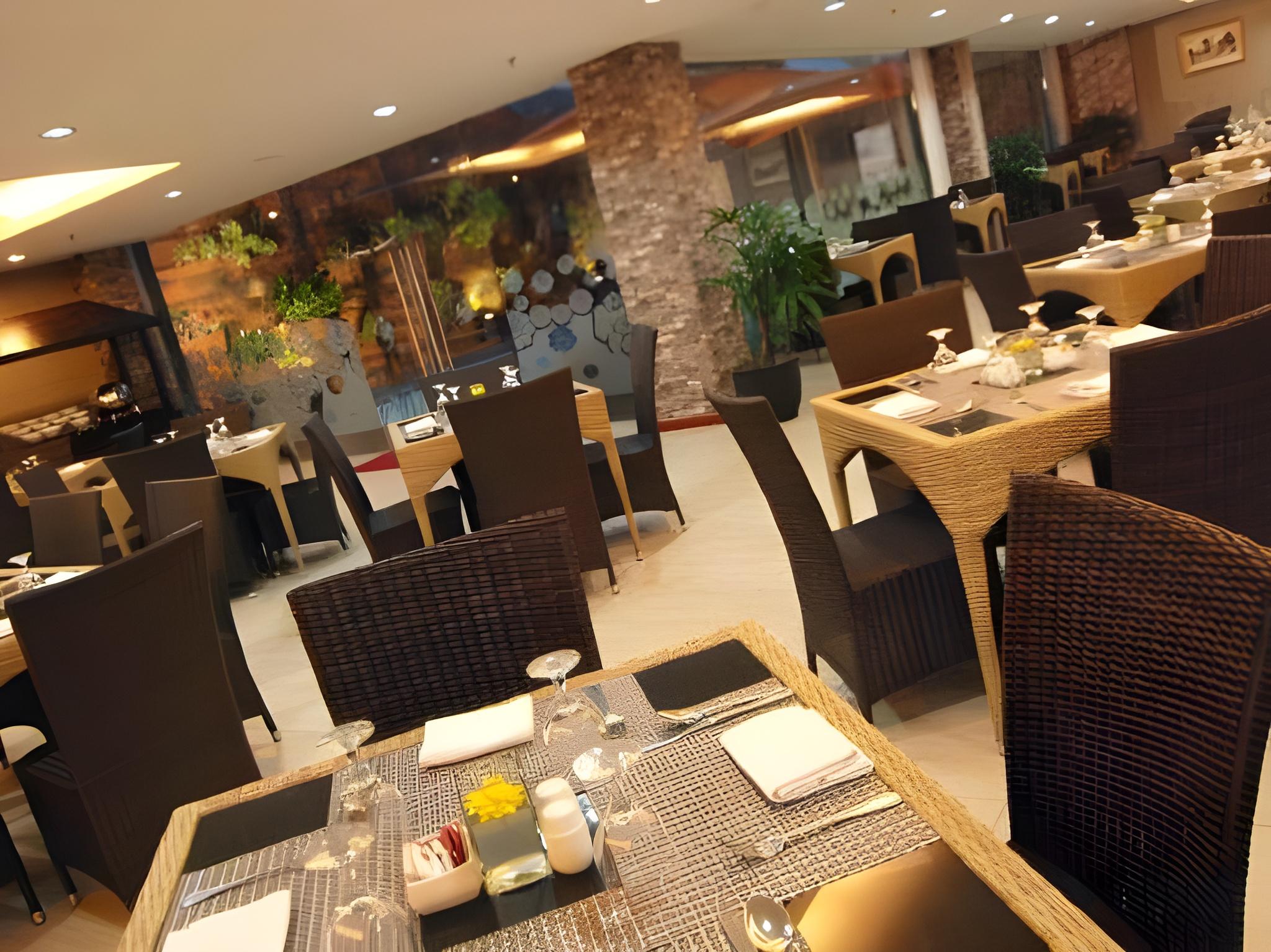 Arjuna Hotel Yogyakarta 23/28