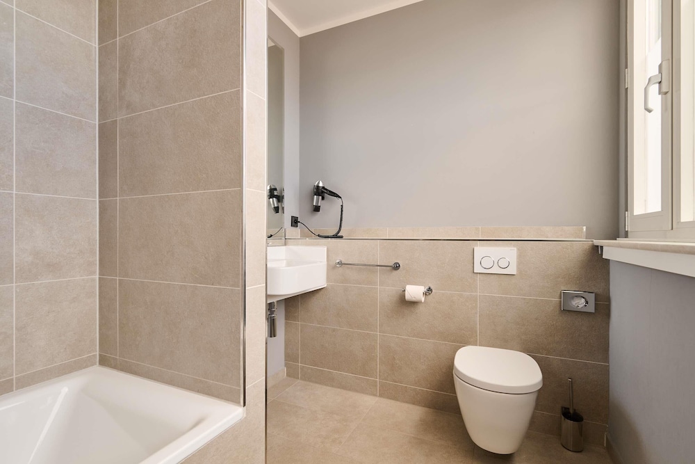 Premier Inn Saarbrucken City Centre 55/56