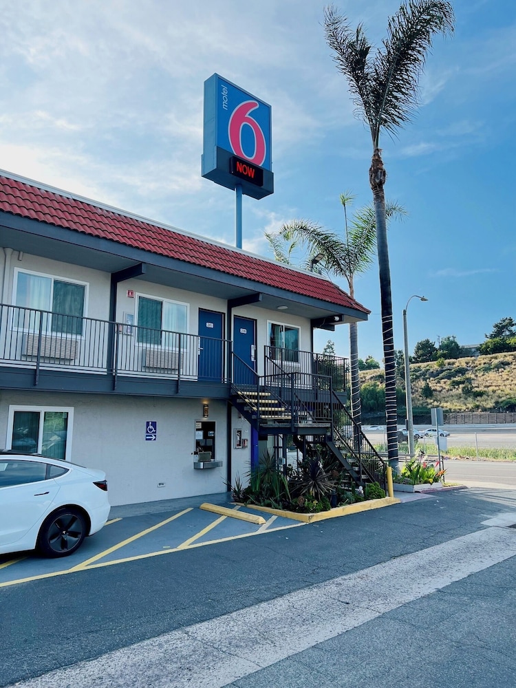 Motel6 La Mesa, CA - San Diego 51/58