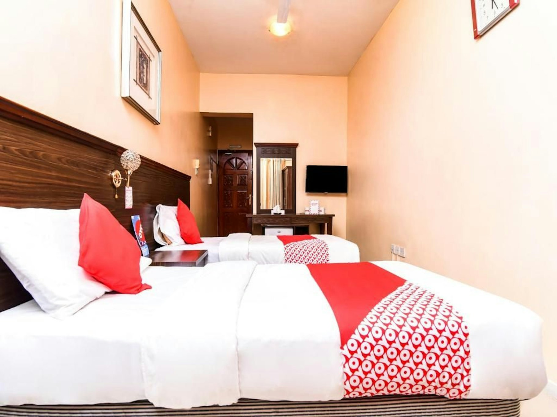 MELODY QUEEN HOTEL 19/27