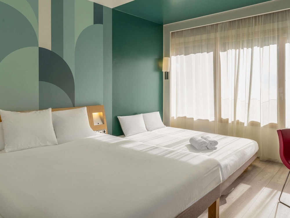 Novotel Campo De Las Naciones Hotel 29/73