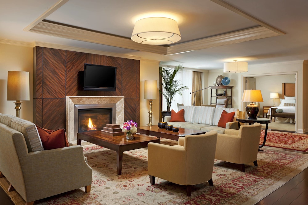 St Regis Hotel 23/33