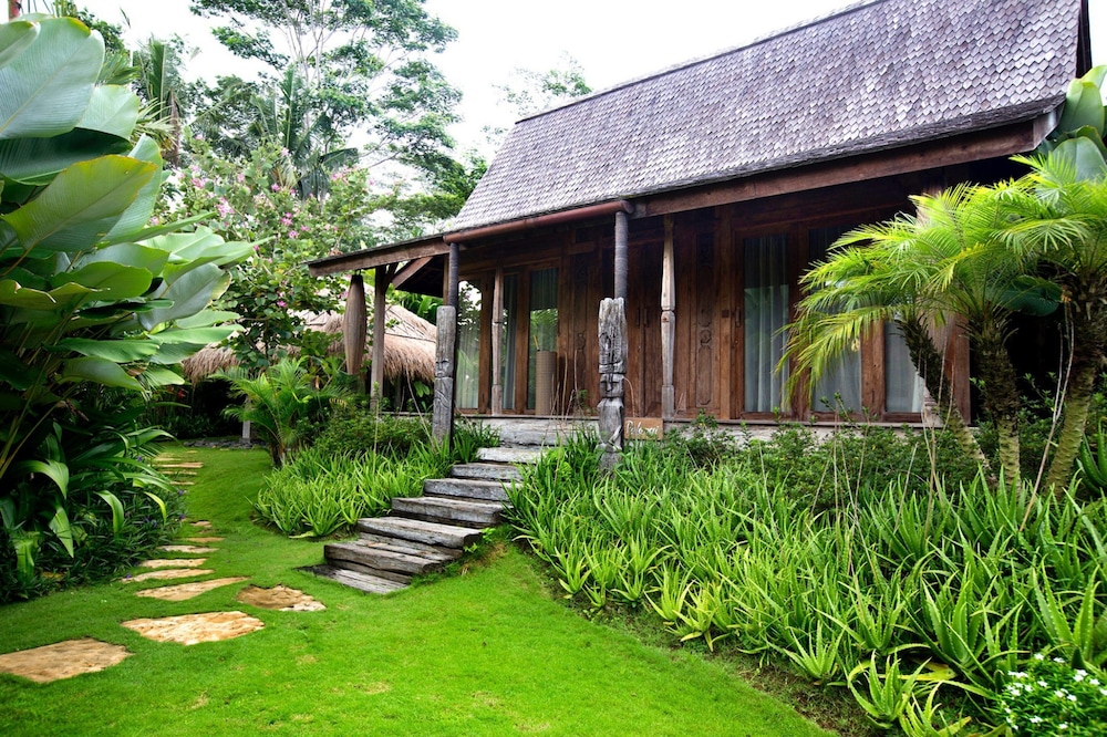 Blue Karma Dijiwa Ubud 40/50