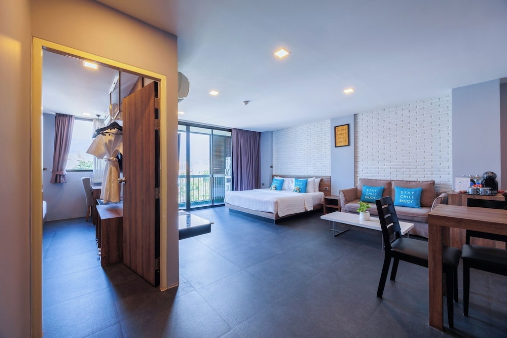 2 Bedrooms, Family Suite, 2 Double Beds, Mountain View, Cross Vibe Chiang Mai Decem 10/10