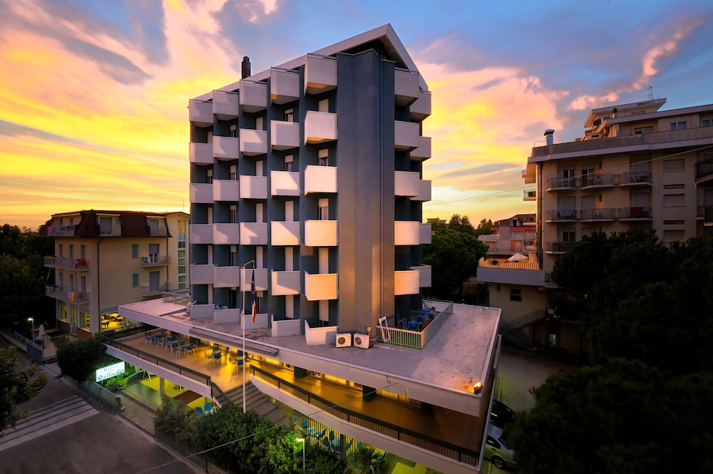 Hotel Raffaello 2/50