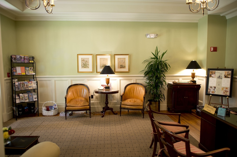 Fulton Lane Inn 42/68