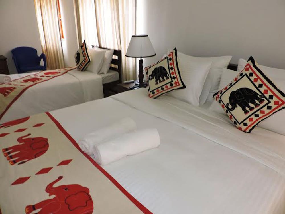 Capital Regency Hotel 19/44