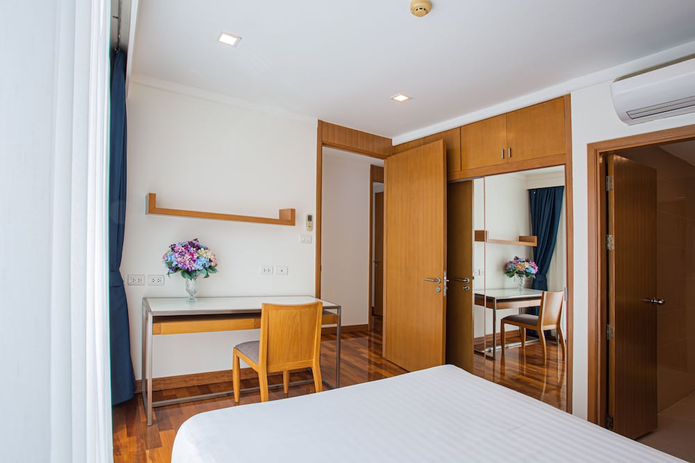 D Varee Montara Thonglor 25 27/70