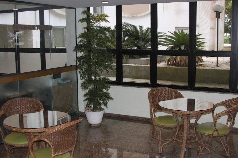 Brisamar Suite Hotel 46/65
