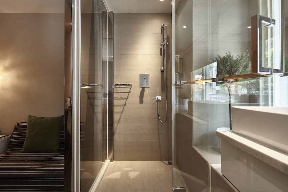 VIA HOTEL LOFT 26/28