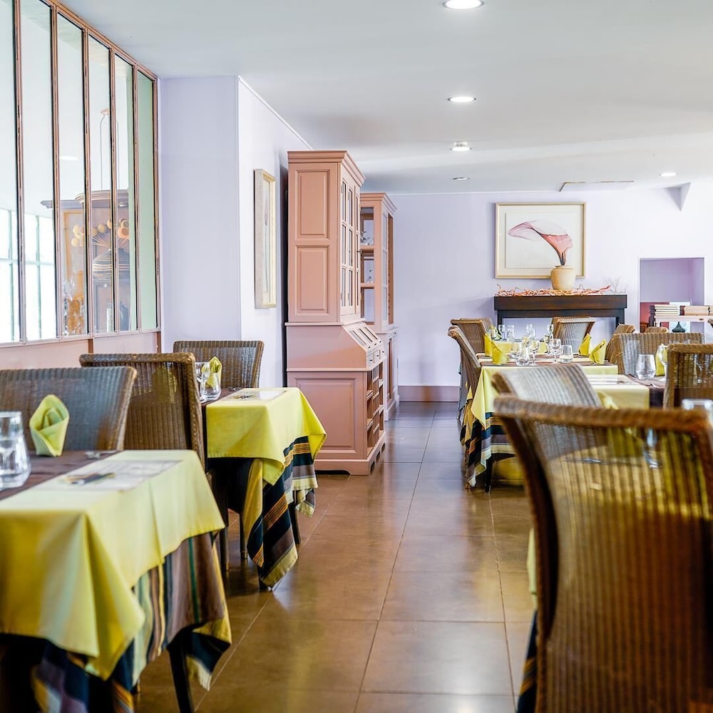 Qualys Hotel Auberge Du Manet 51/64
