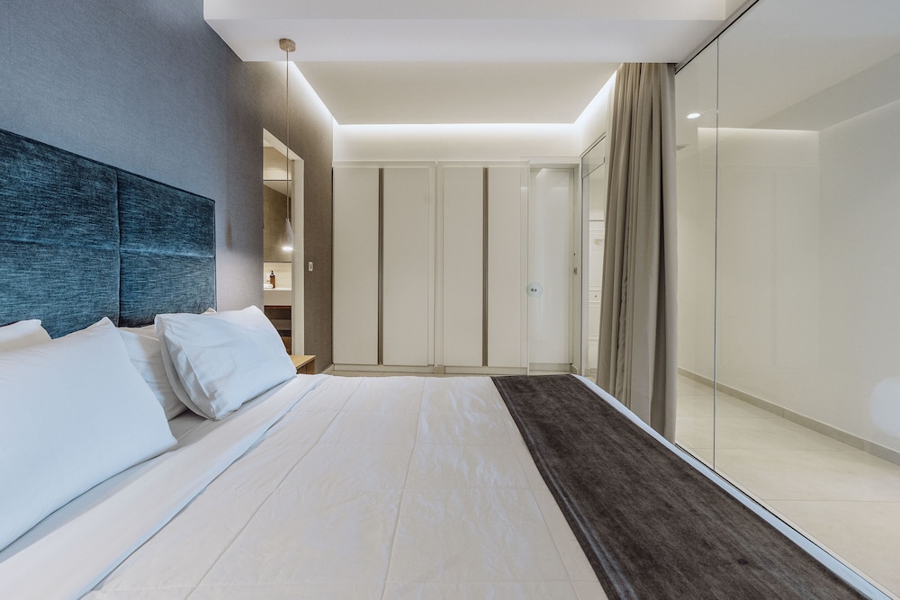 جناح عائلي بسرير كوين مع أريكة، Ray Hotel Corfu 2/3