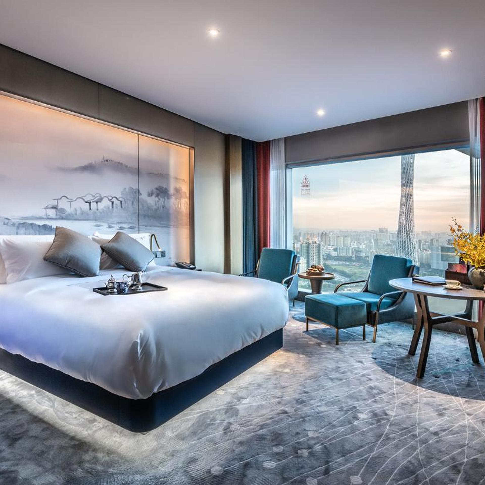 Tower, Deluxe, Suite, River View