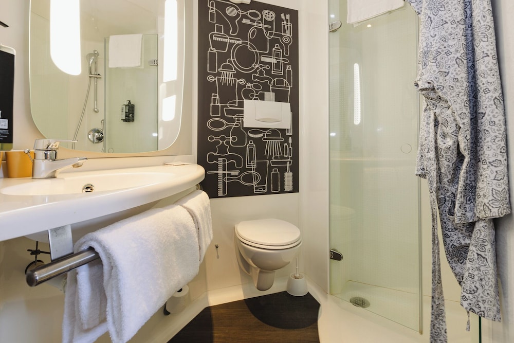 ibis Rennes Centre Gare Sud 75/75