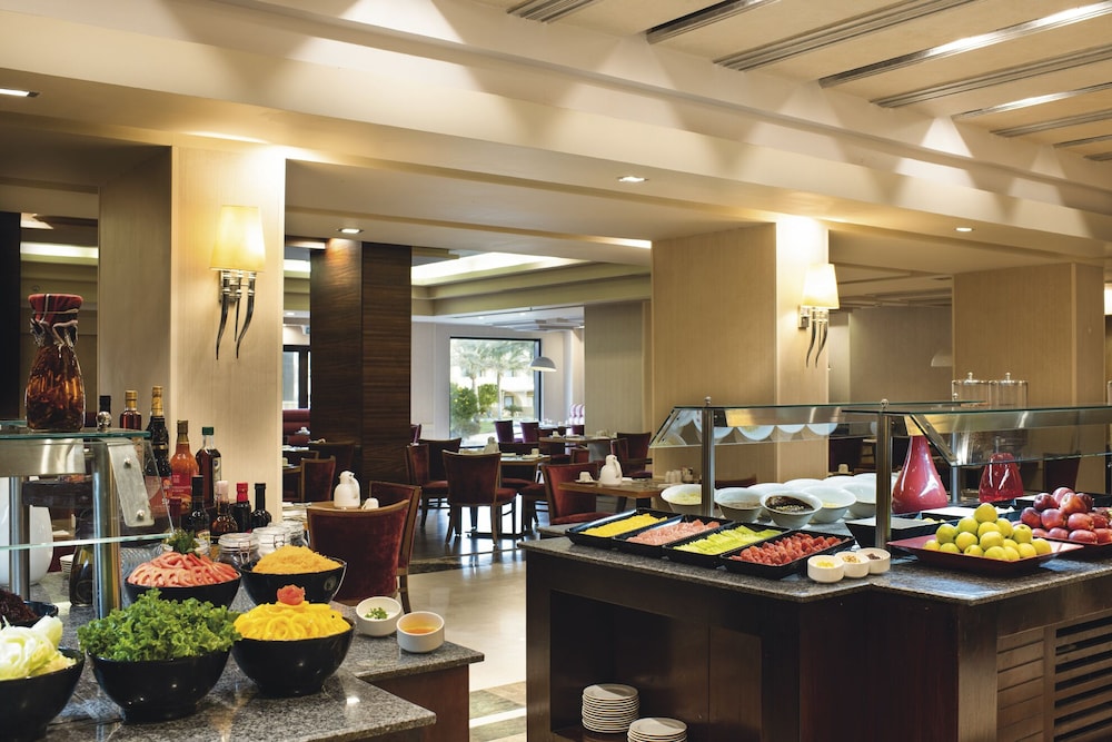 Movenpick Waterpark Resort and Spa Soma Bay 64/83