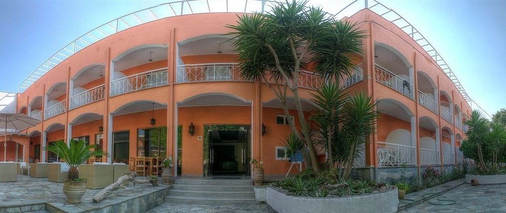 本尼特赛斯拱门酒店(Benitses Arches) 图片1