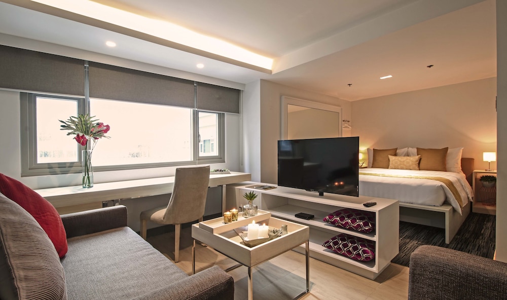 The Mini Suites - Eton Tower Makati 49/63